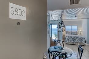 Royal Gulf Beach & Racquet Club 5802 Condo by RedAwning