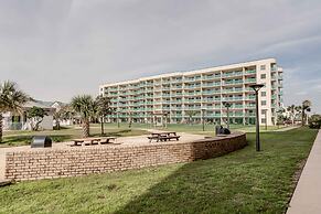 Royal Gulf Beach & Racquet Club 5802 Condo by RedAwning