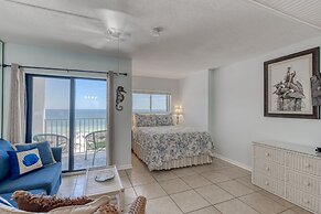 Royal Gulf Beach & Racquet Club 5802 Condo by RedAwning