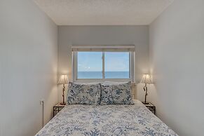 Royal Gulf Beach & Racquet Club 5802 Condo by RedAwning