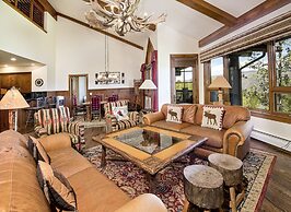 Luxury Penthouse at Bear Paw Lodge