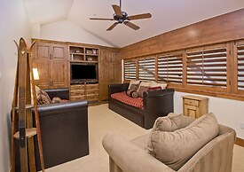 Luxury Penthouse at Bear Paw Lodge