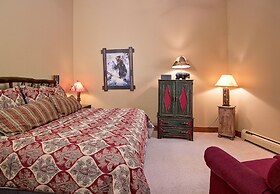 Luxury Penthouse at Bear Paw Lodge