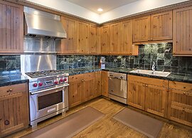 Luxury Penthouse at Bear Paw Lodge