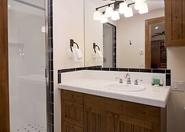 Luxury Penthouse at Bear Paw Lodge