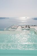 Apeiron Blue Santorini - Sustainable Adults Only 14+