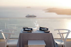 Apeiron Blue Santorini - Sustainable Adults Only 14+