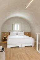 Apeiron Blue Santorini - Sustainable Adults Only 14+