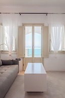 Apeiron Blue Santorini - Sustainable Adults Only 14+