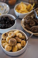 Apeiron Blue Santorini - Sustainable Adults Only 14+