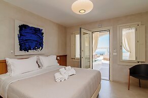 Apeiron Blue Santorini - Sustainable Adults Only 14+