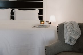 Apeiron Blue Santorini - Sustainable Adults Only 14+