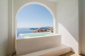 Apeiron Blue Santorini - Sustainable Adults Only 14+