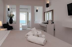 Apeiron Blue Santorini - Sustainable Adults Only 14+