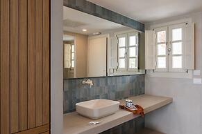 Apeiron Blue Santorini - Sustainable Adults Only 14+