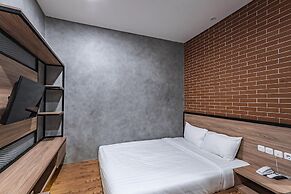 LOA Living Solo Baru