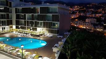 1 Bed Apartment Sleeps 4 With Pool