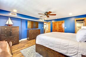 DP 601C is a Gorgeous 2 BR with Boat Slip by RedAwning