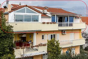 Luxury Spacious apt Near Znjan Beach w sea View