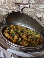 Rum Oasis Luxury Camp