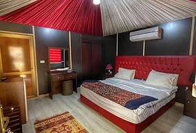 Rum Oasis Luxury Camp