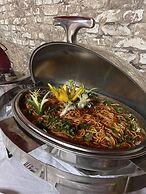 Rum Oasis Luxury Camp