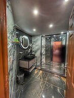 Rum Oasis Luxury Camp