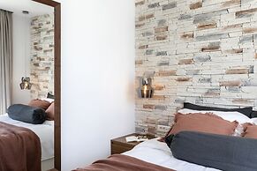 Santo Bloom Luxury Villas