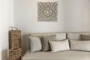 Santo Bloom Luxury Villas