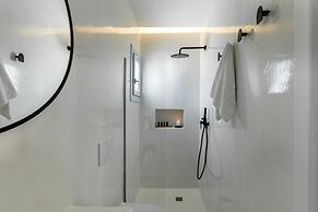 Santo Bloom Luxury Villas