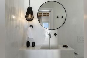 Santo Bloom Luxury Villas