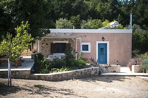 Chaihoutes stone House into Olive farm in Zia