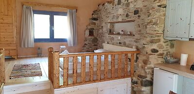 Chaihoutes stone House into Olive farm in Zia