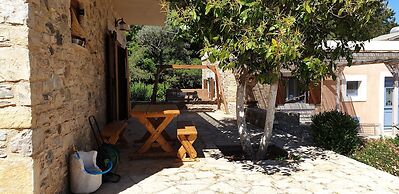 Chaihoutes stone House into Olive farm in Zia