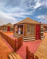 Yasmina Luxury Camp