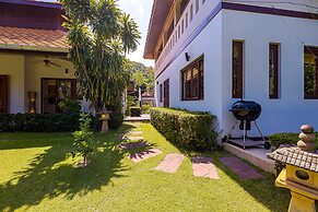 Bali Style Mansion in Great Location WL2