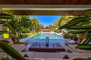 Bali Style Mansion in Great Location WL2