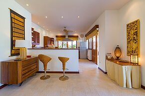 Bali Style Mansion in Great Location WL2