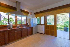 Bali Style Mansion in Great Location WL2