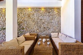 Bali Style Mansion in Great Location WL2