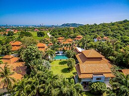 Bali Style Mansion in Great Location WL2