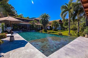 Bali Style Mansion in Great Location WL2