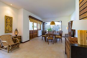 Bali Style Mansion in Great Location WL2