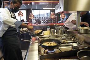 Dina Morgabine Saint Denis