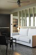 Dina Morgabine Saint Denis