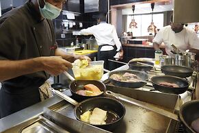 Dina Morgabine Saint Denis