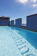 Dina Morgabine Saint Denis