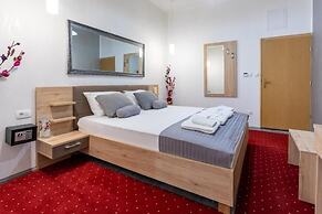 Deluxe Room in Hotel Rose Split