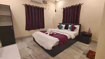 Goroomgo Luxury Star Inn Sum Hospital Bhubaneswar