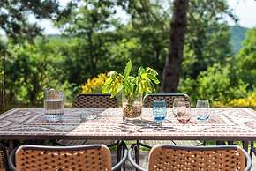 Deluxe Apartment in Villa Salvia - Cignella Resort Tuscany